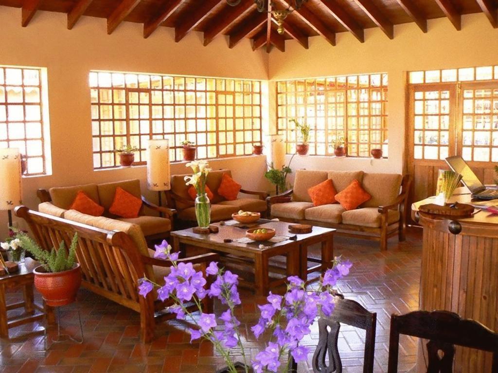 Amaru Valle Hotel Urubamba Luaran gambar