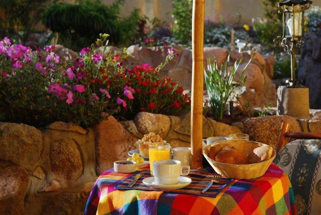 Amaru Valle Hotel Urubamba Luaran gambar